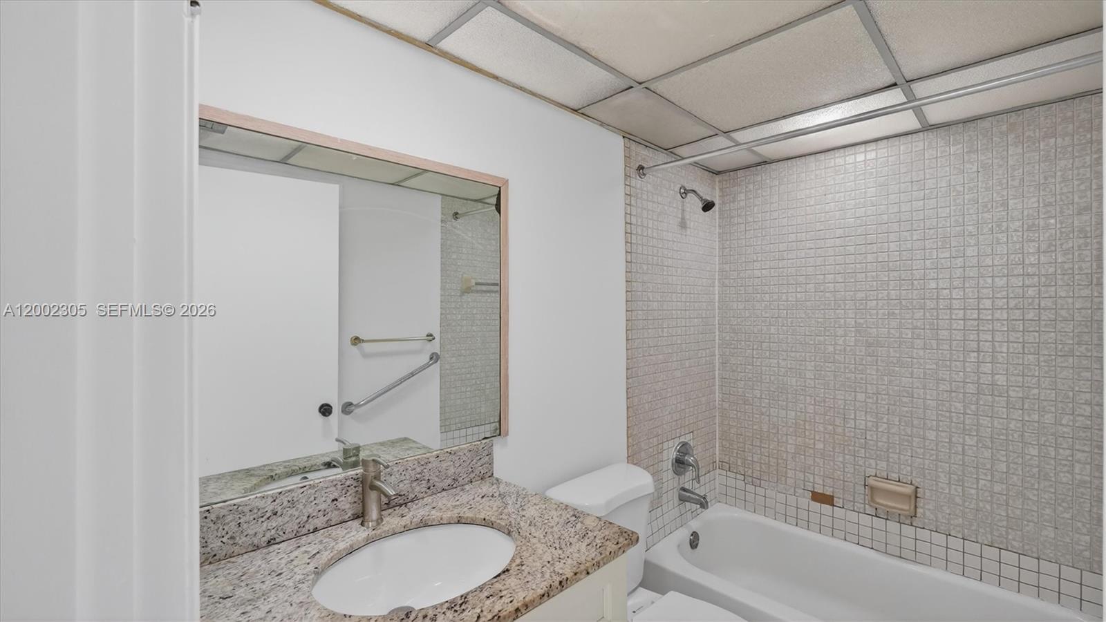 THE GARDENS OF KENDALL CO - Residential