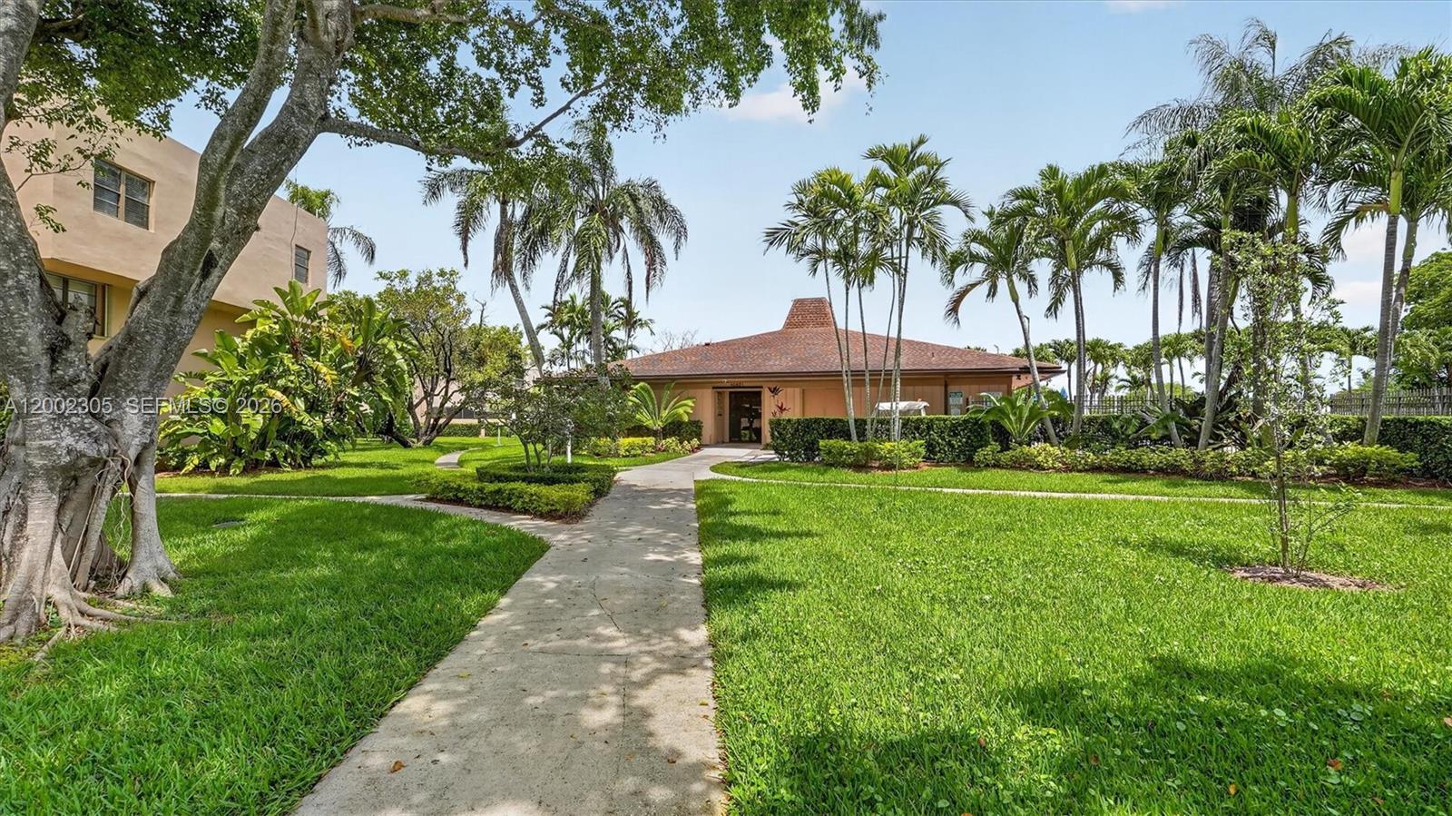 THE GARDENS OF KENDALL CO - Residential