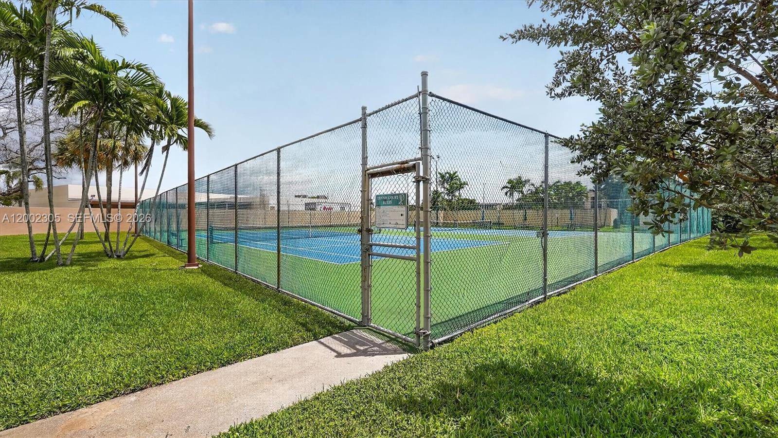 THE GARDENS OF KENDALL CO - Residential