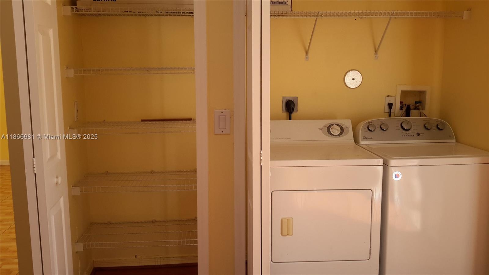 VILLA VIZCAYA CONDO - Residential Lease