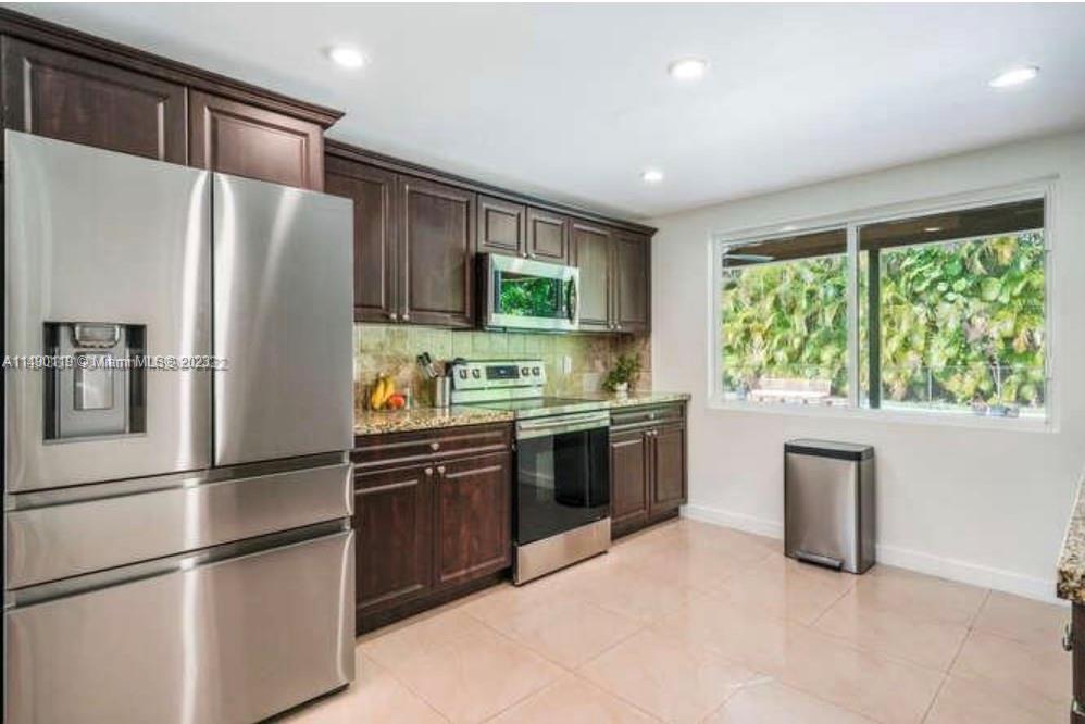 HALLMARK HGHTS ESTATES 1S - Residential