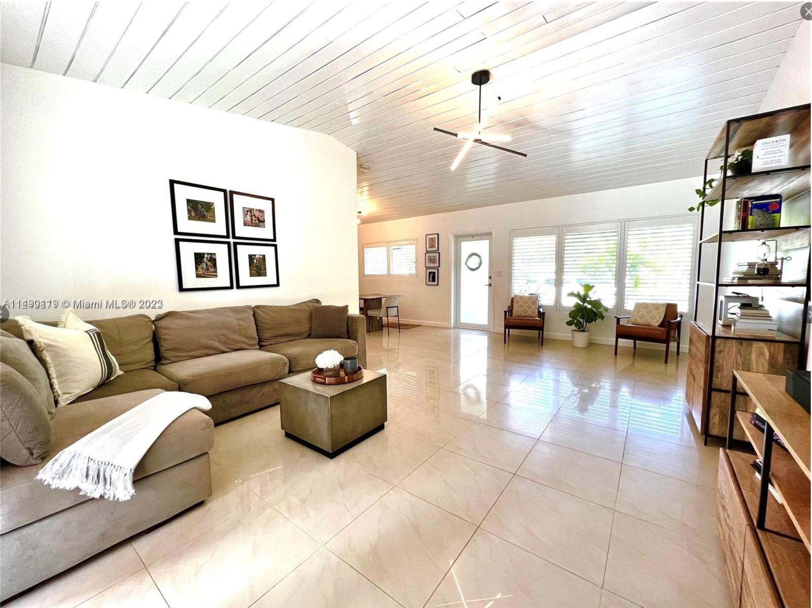 HALLMARK HGHTS ESTATES 1S - Residential