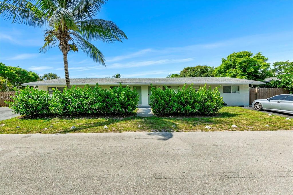 Photo of 700 NW 18th St #1-2, Fort Lauderdale, FL 33311 (MLS # A12010011)