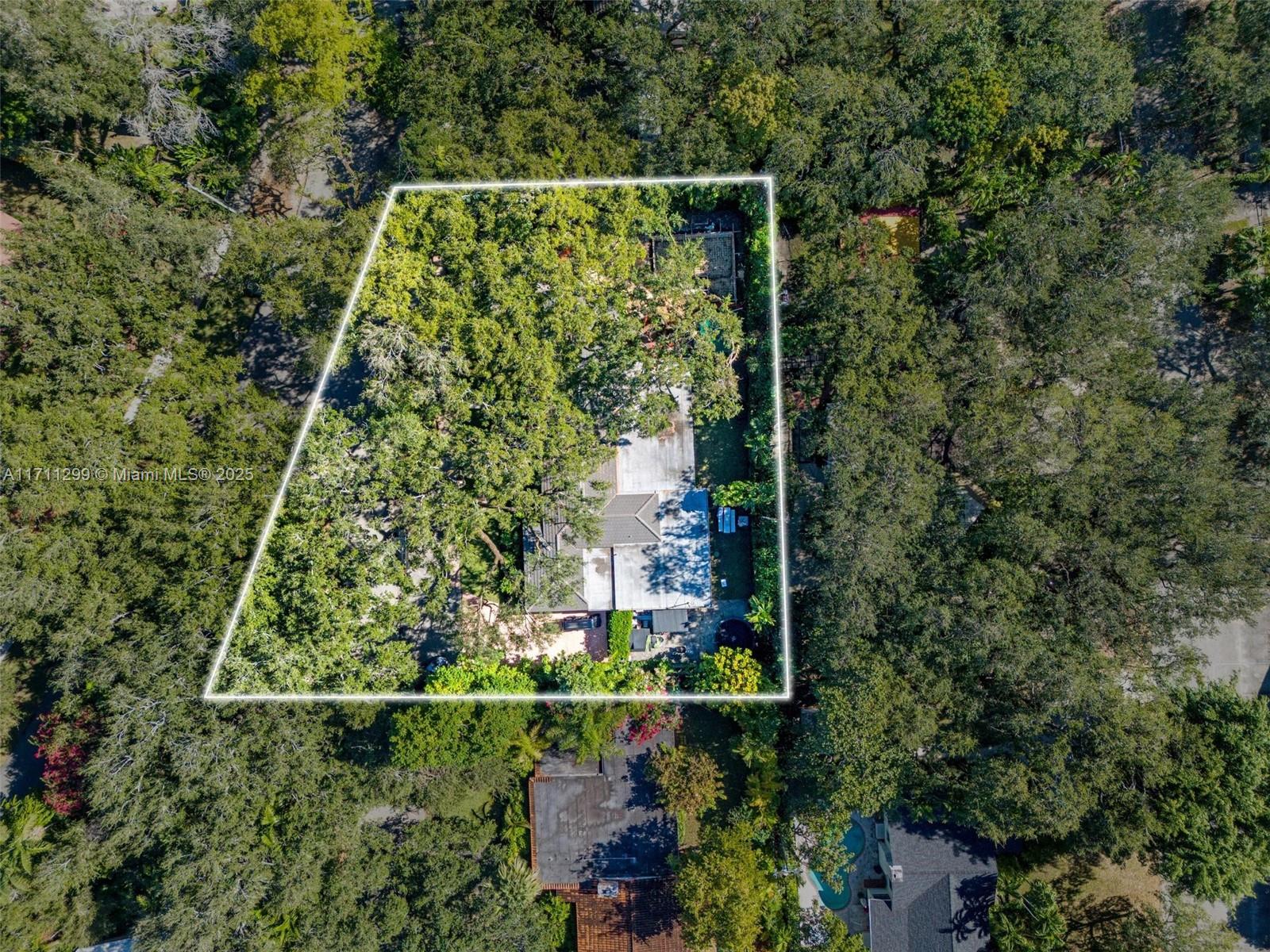 CORAL GABLES RIVIERA SEC - Residential