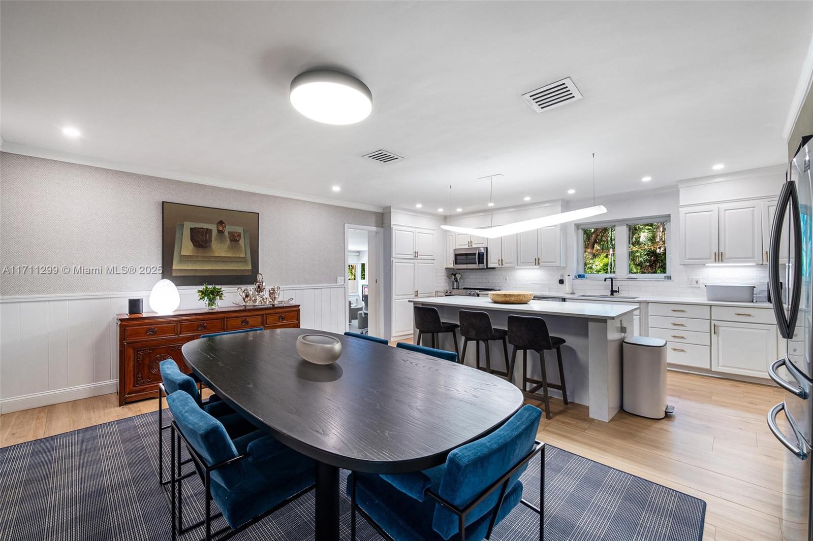 CORAL GABLES RIVIERA SEC - Residential