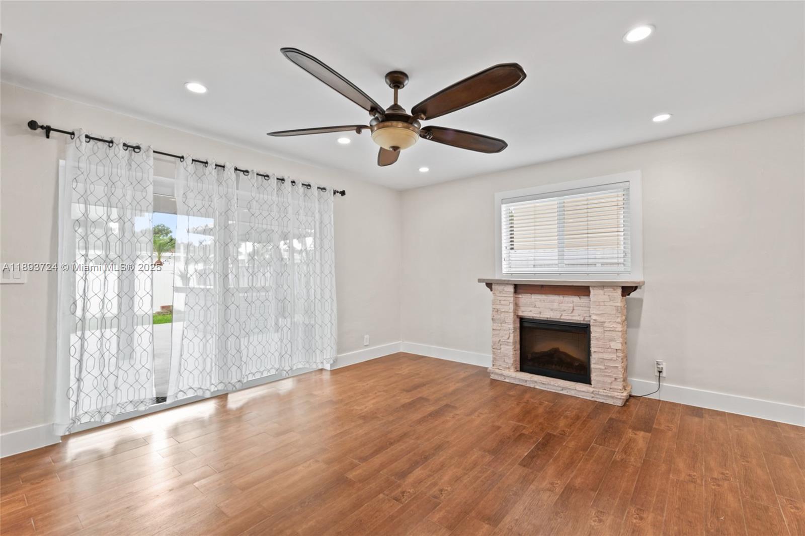 SAGA BAY SEC 1 PART 1 - Residential Lease