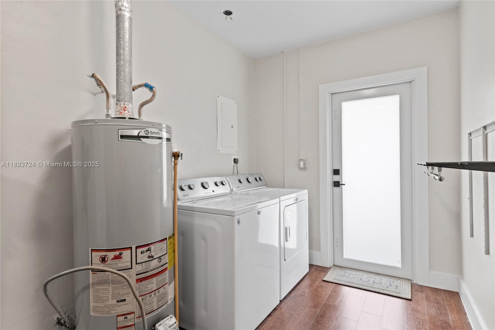 SAGA BAY SEC 1 PART 1 - Residential Lease