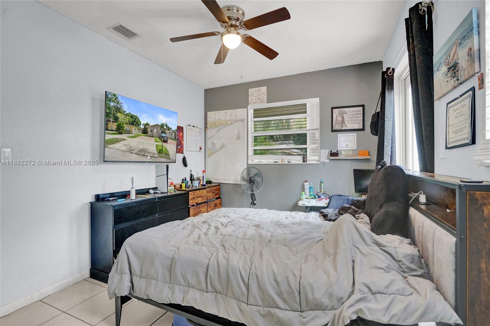 HOLLYWOOD BEACH HEIGHTS S - Residential Lease