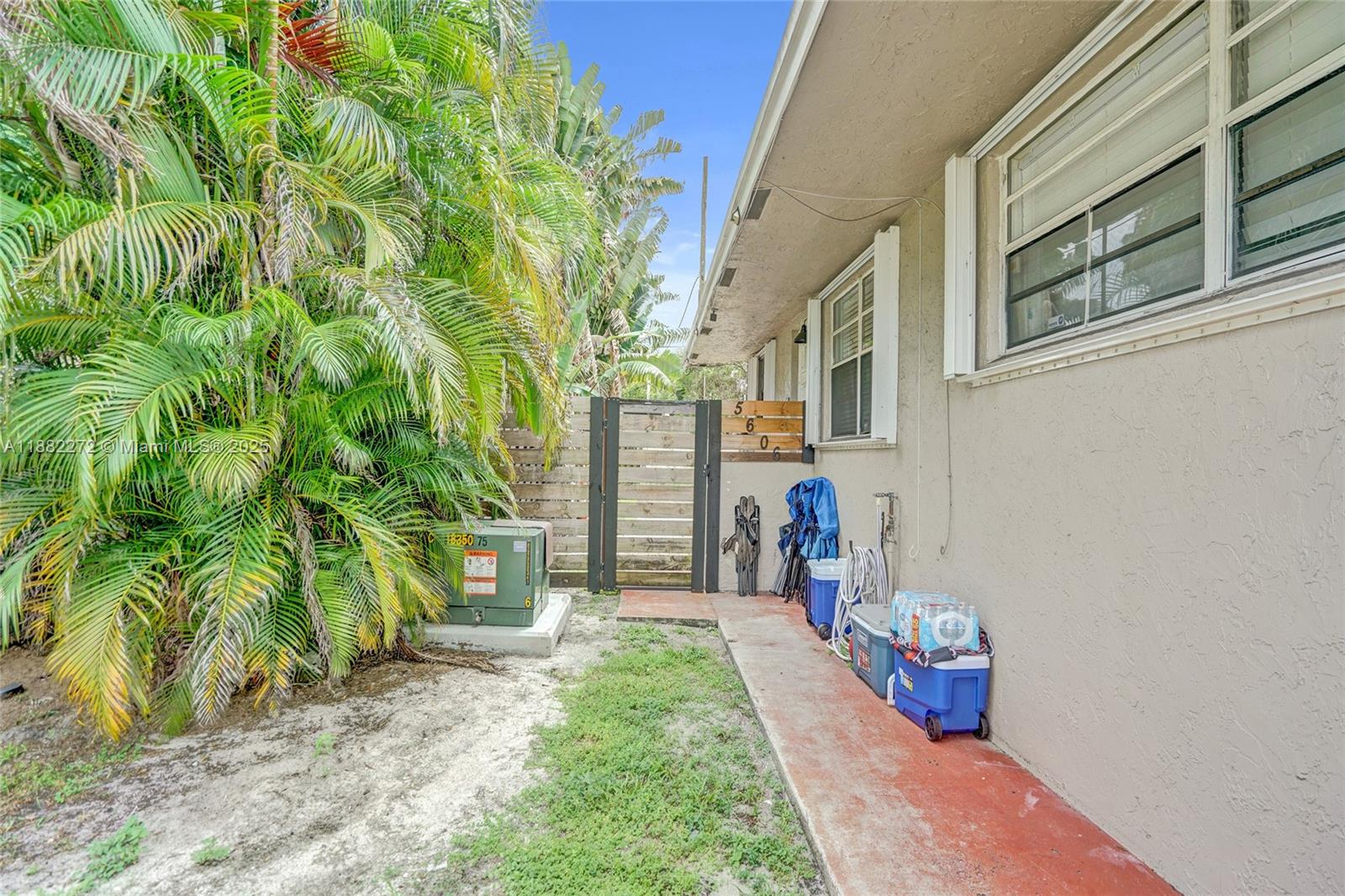 HOLLYWOOD BEACH HEIGHTS S - Residential Lease