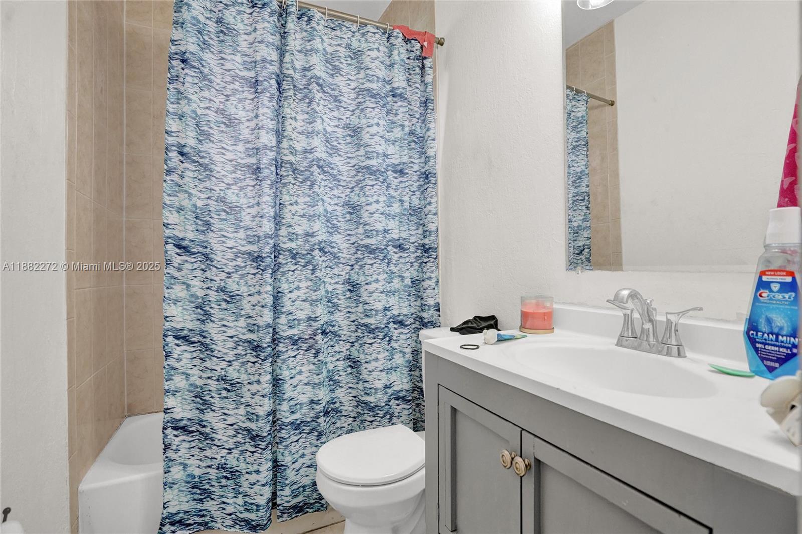 HOLLYWOOD BEACH HEIGHTS S - Residential Lease