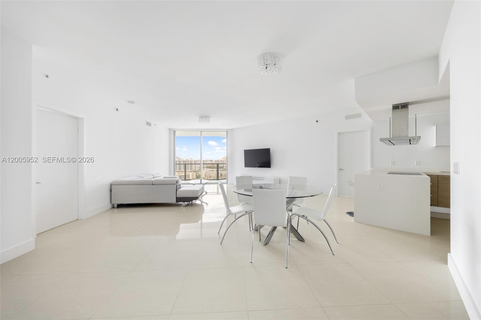 MARINA PALMS RESIDENCES N - Residential