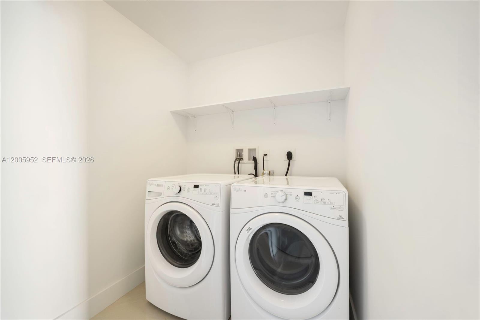 MARINA PALMS RESIDENCES N - Residential