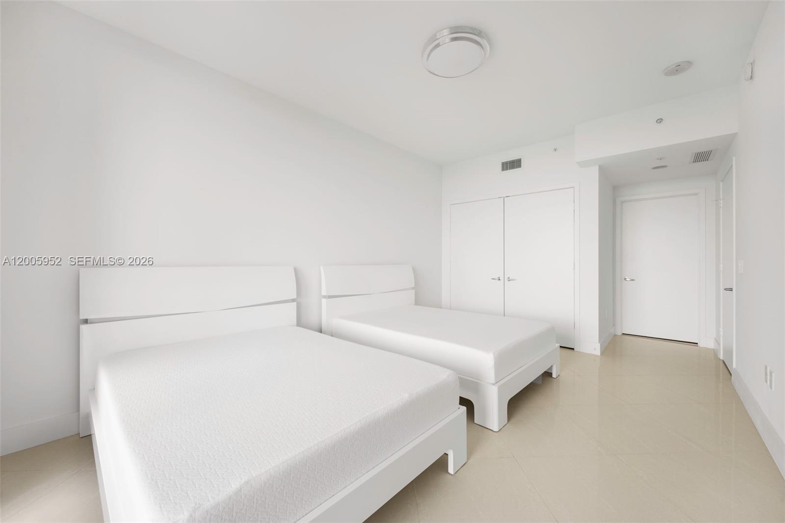 MARINA PALMS RESIDENCES N - Residential