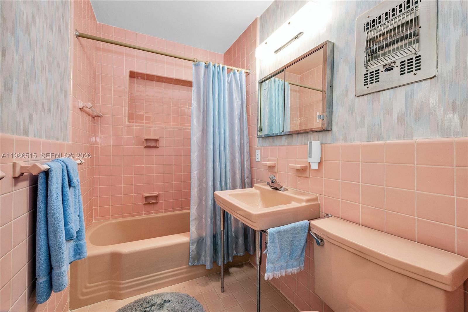 SAN JUAN HEIGHTS - Residential