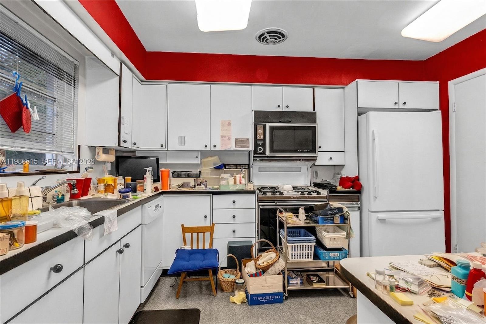 SAN JUAN HEIGHTS - Residential