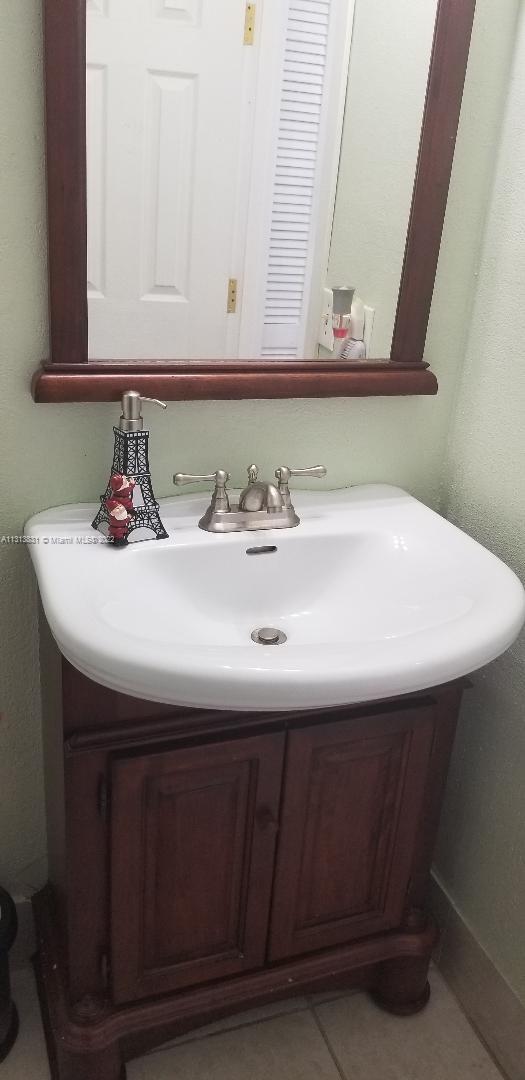 WOODGATE - Residential