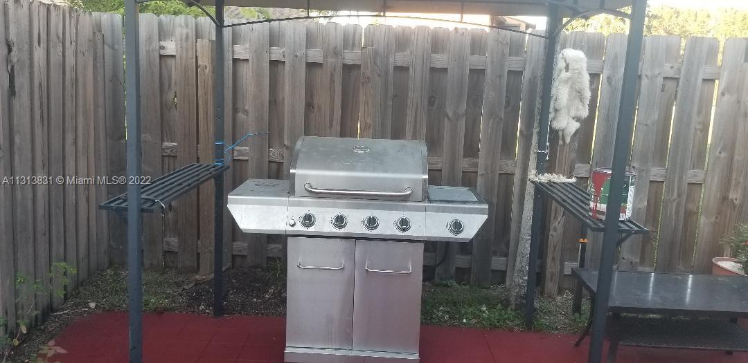 WOODGATE - Residential