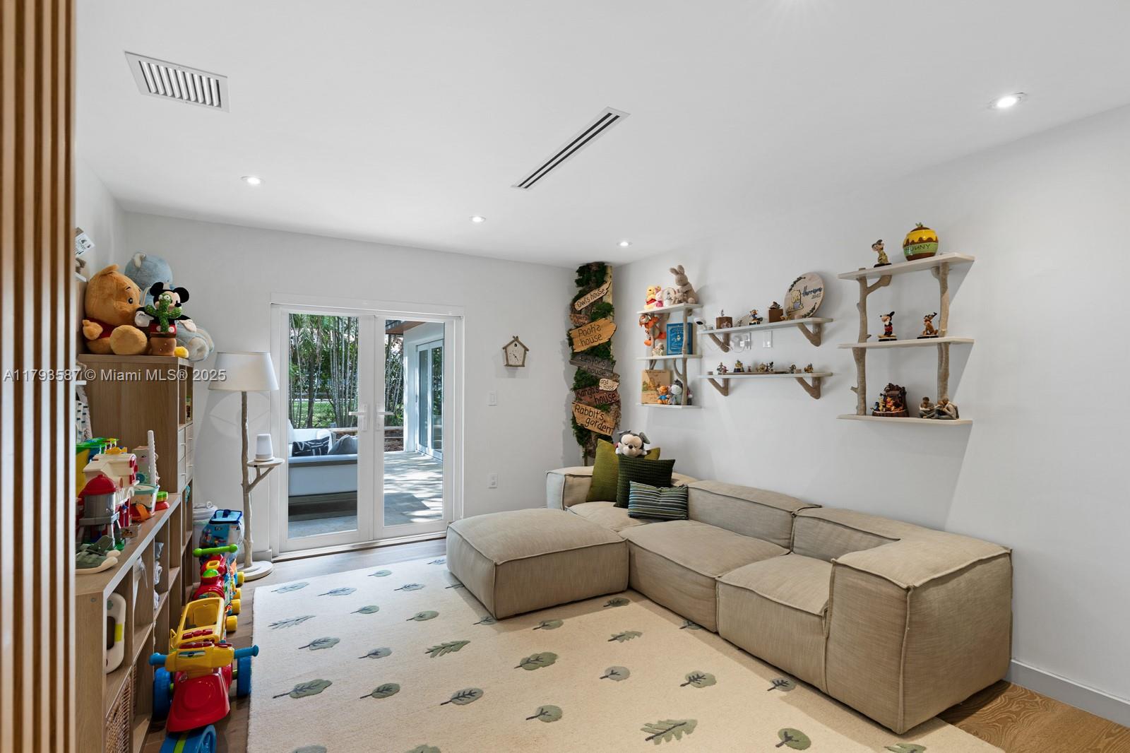 C GAB COUNTRY CLUB SEC 5 - Residential