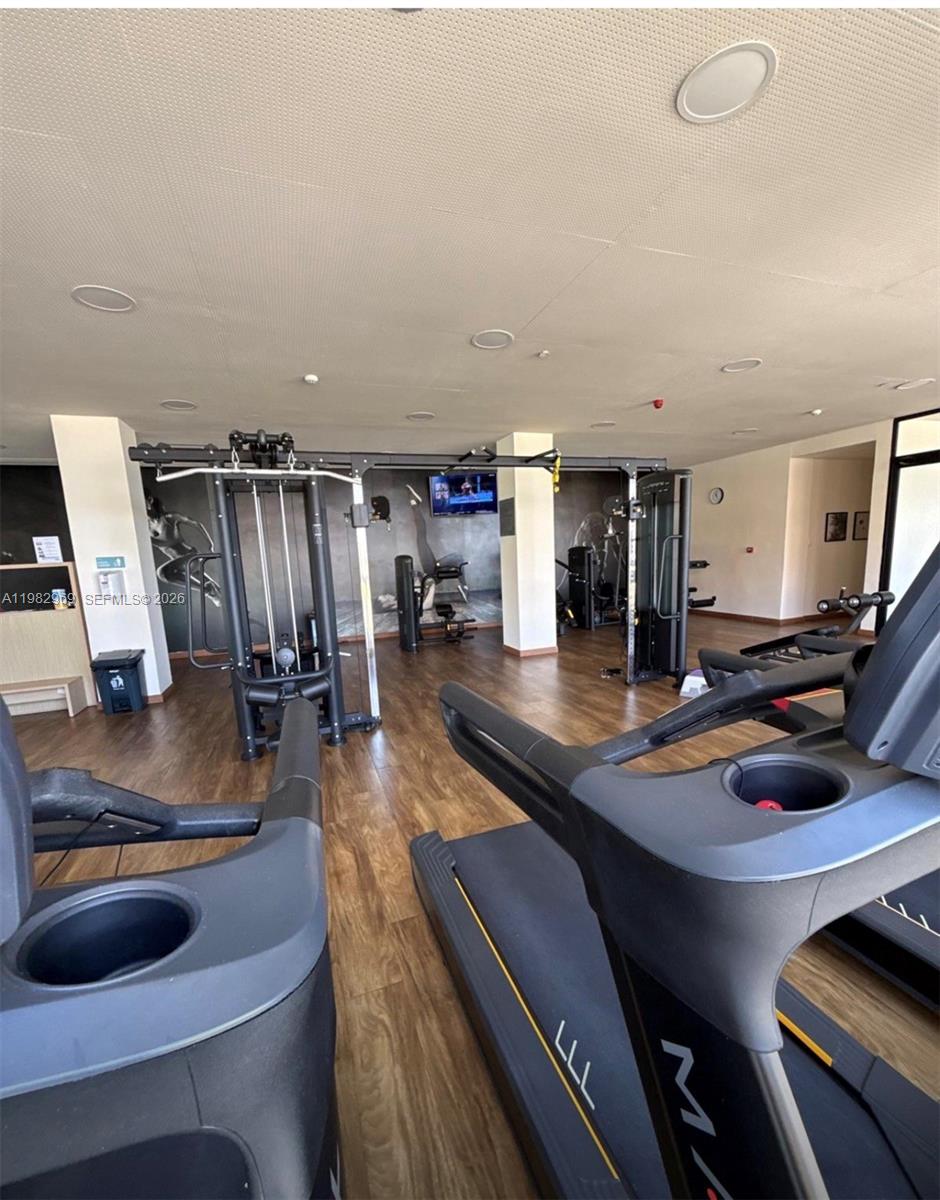 TAO SAWGRASS CONDOMINIUM - Residential Lease