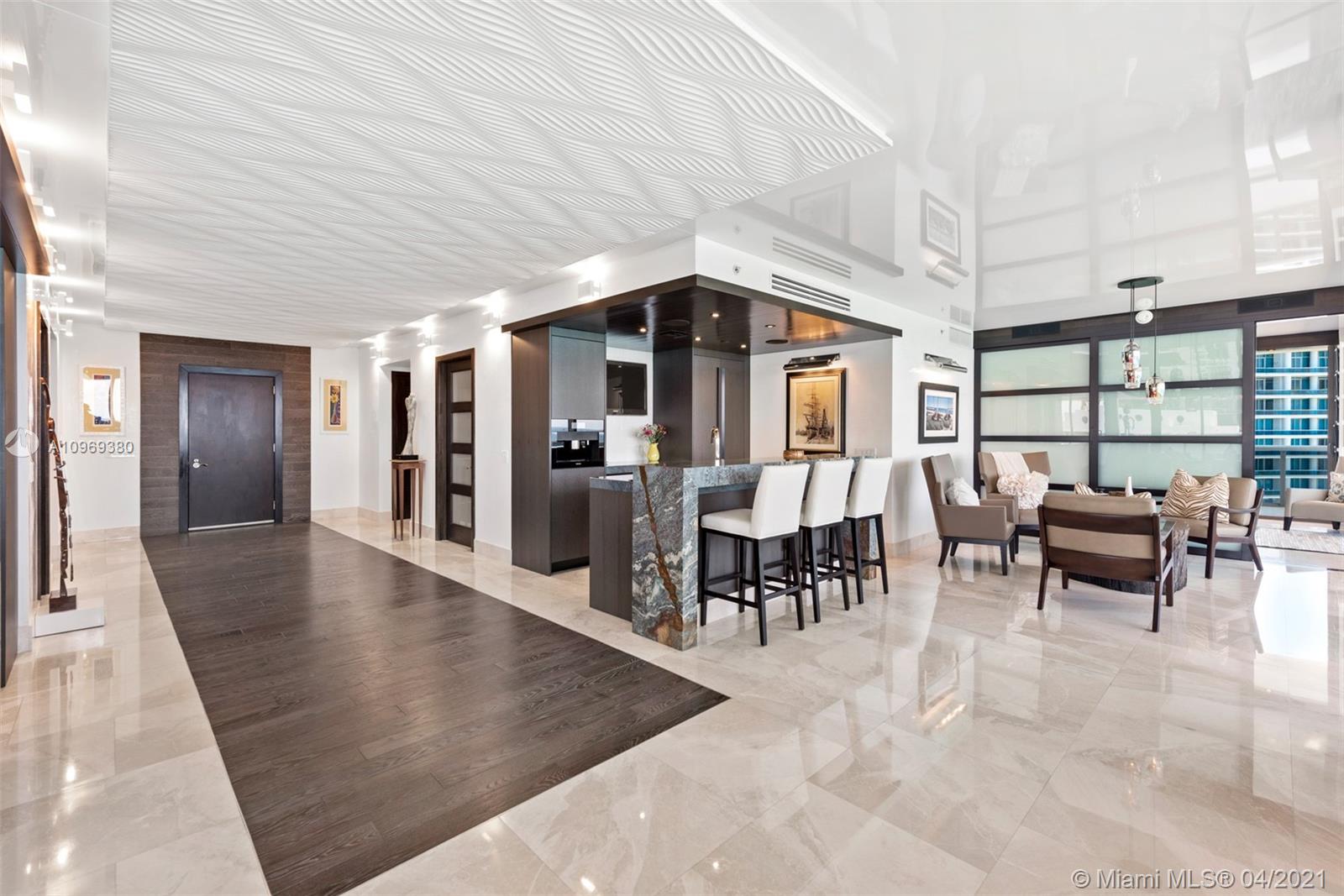 MEI CONDO - Residential