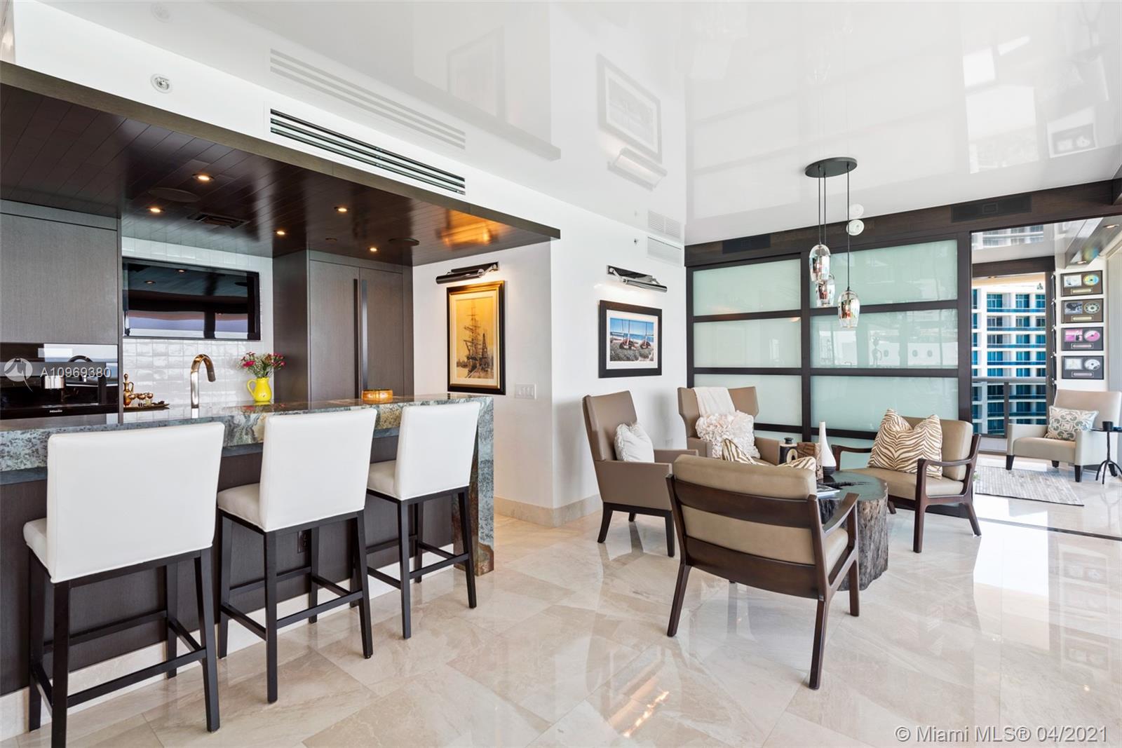 MEI CONDO - Residential