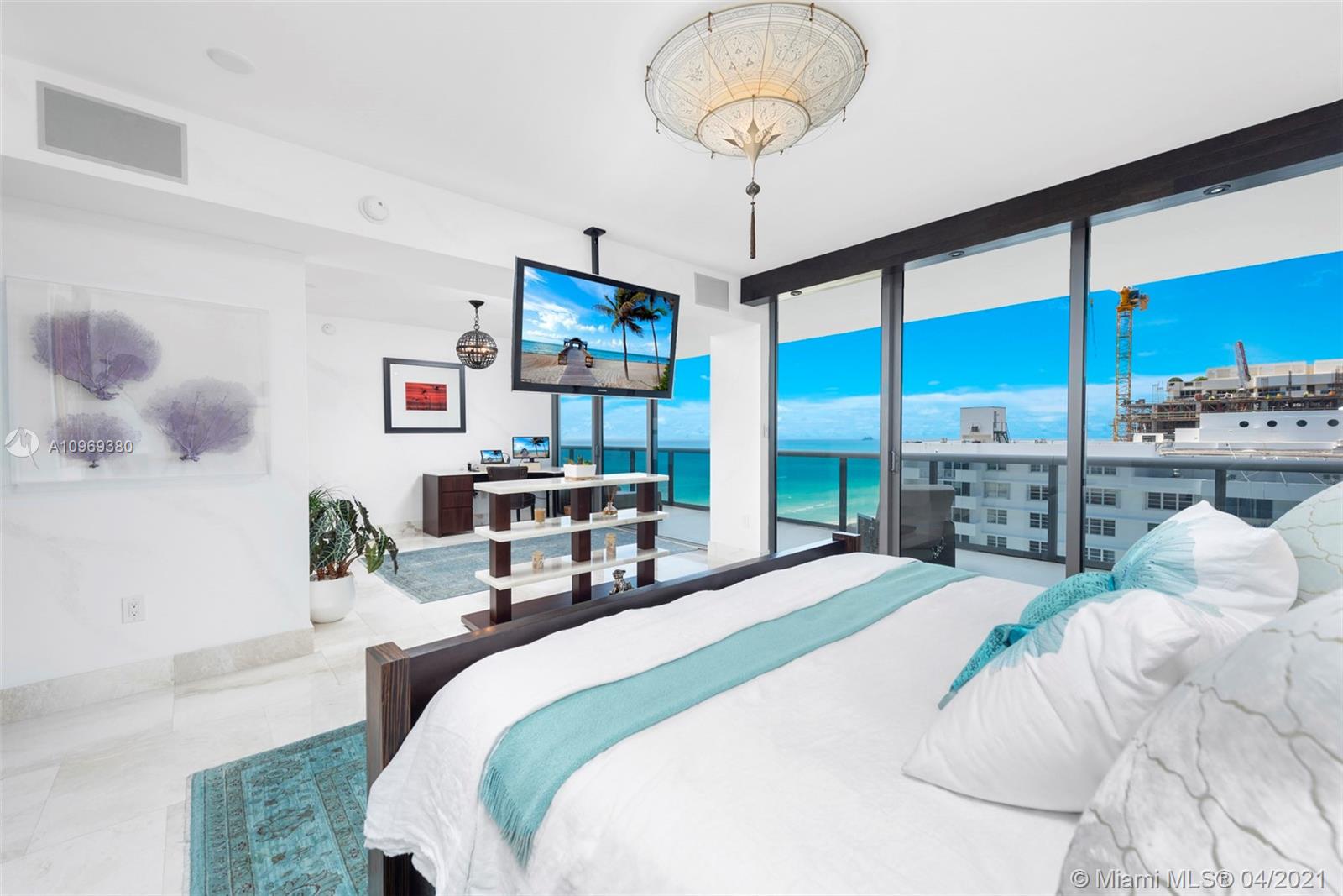 MEI CONDO - Residential