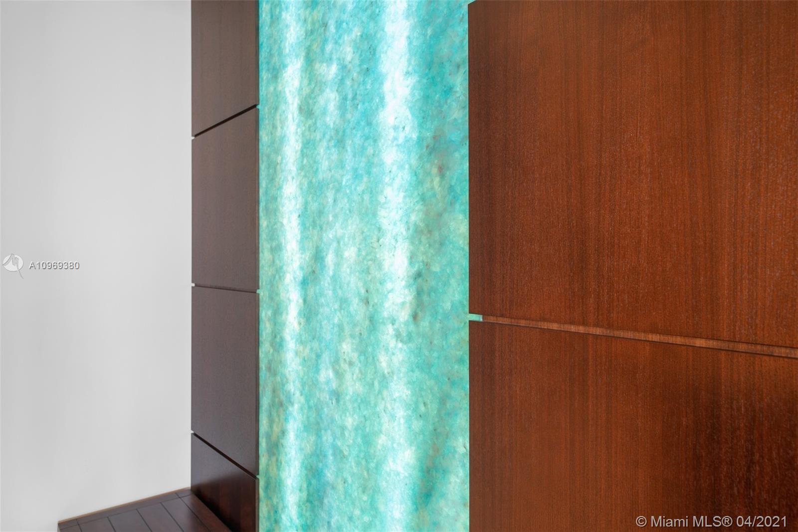 MEI CONDO - Residential