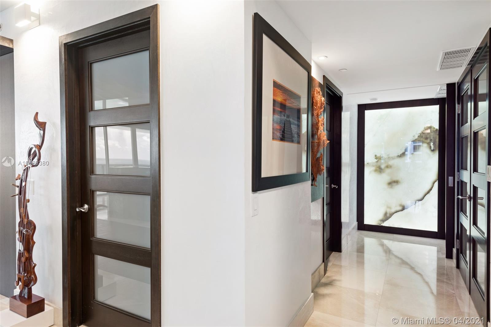 MEI CONDO - Residential