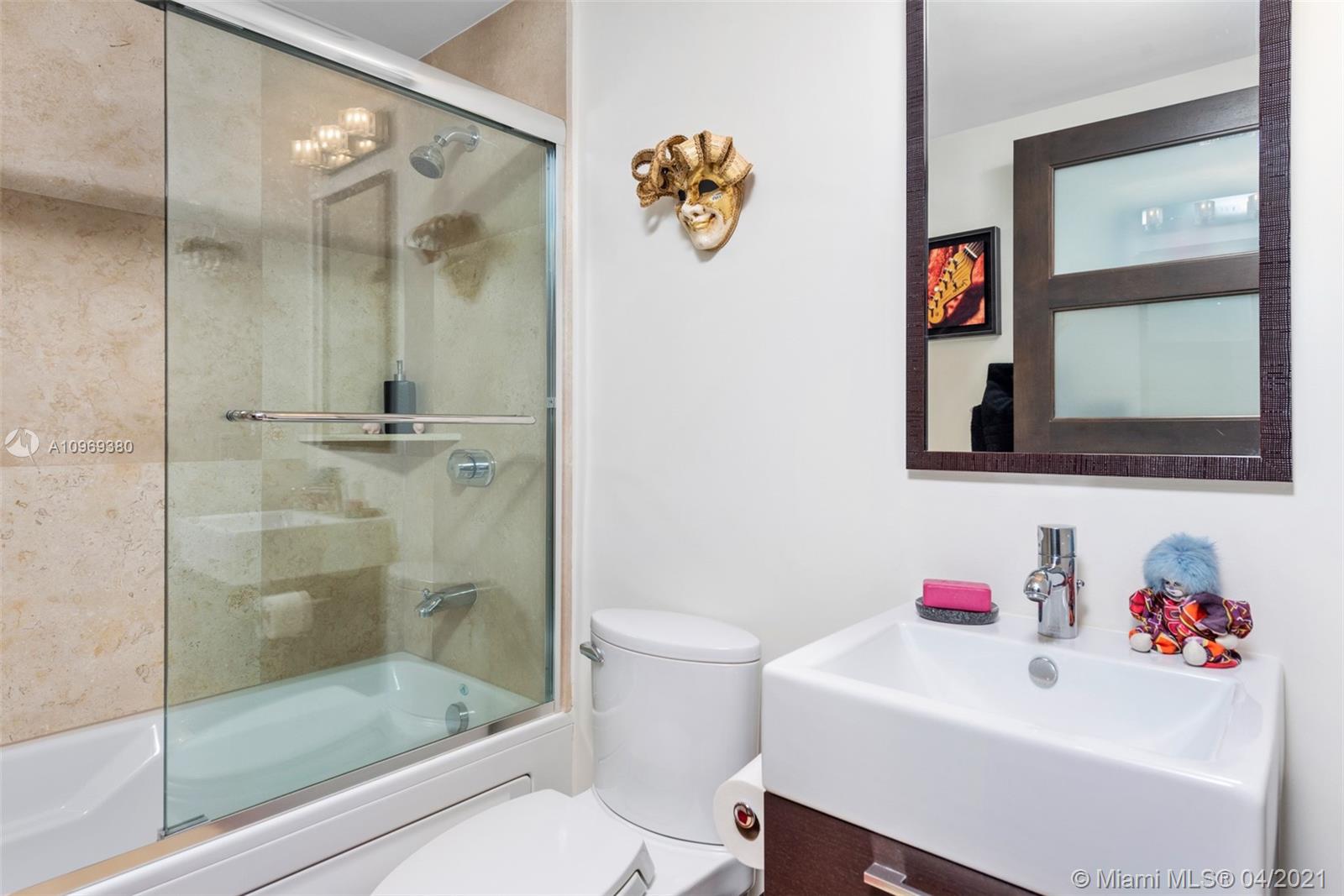 MEI CONDO - Residential