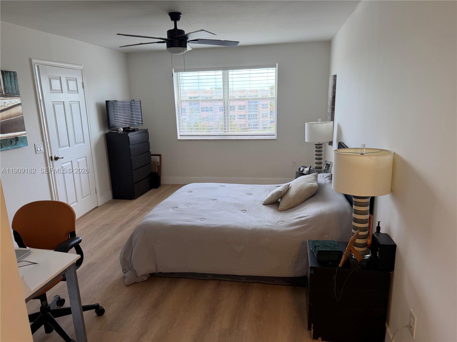SUNRISE LAKES 193 CONDO - Residential