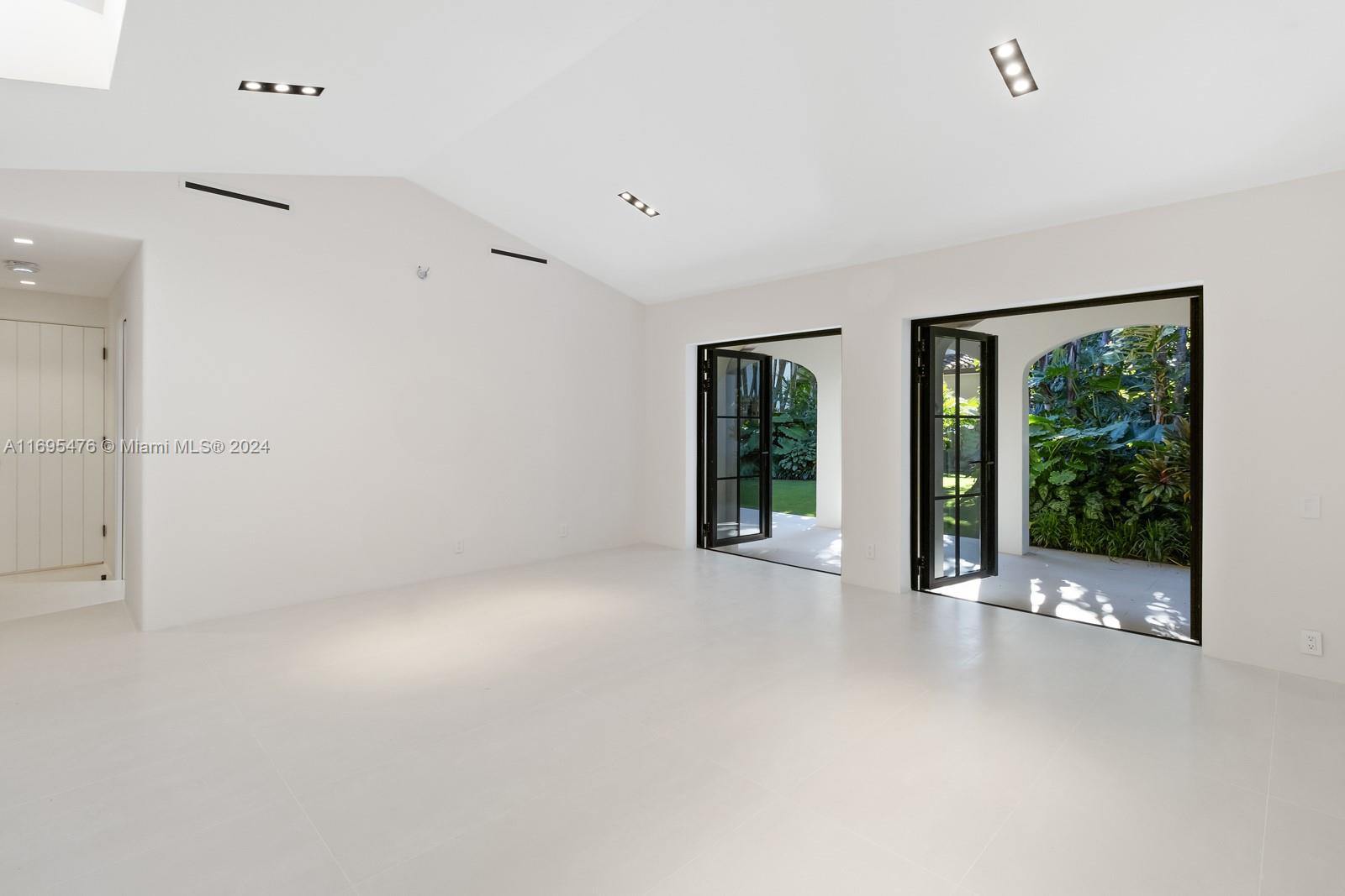 BEACH VIEW ADDN - Residential
