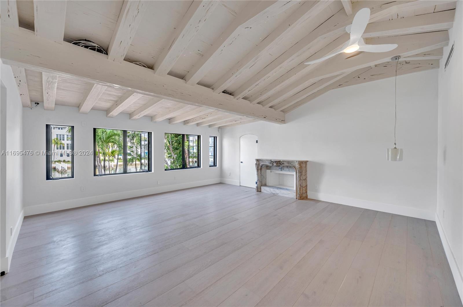 BEACH VIEW ADDN - Residential