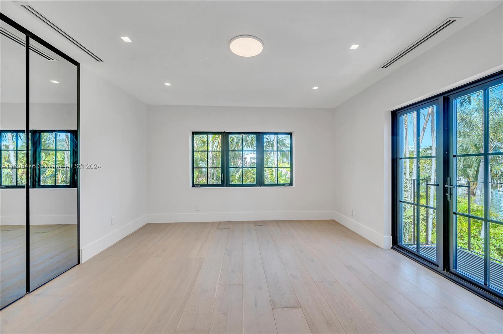 BEACH VIEW ADDN - Residential