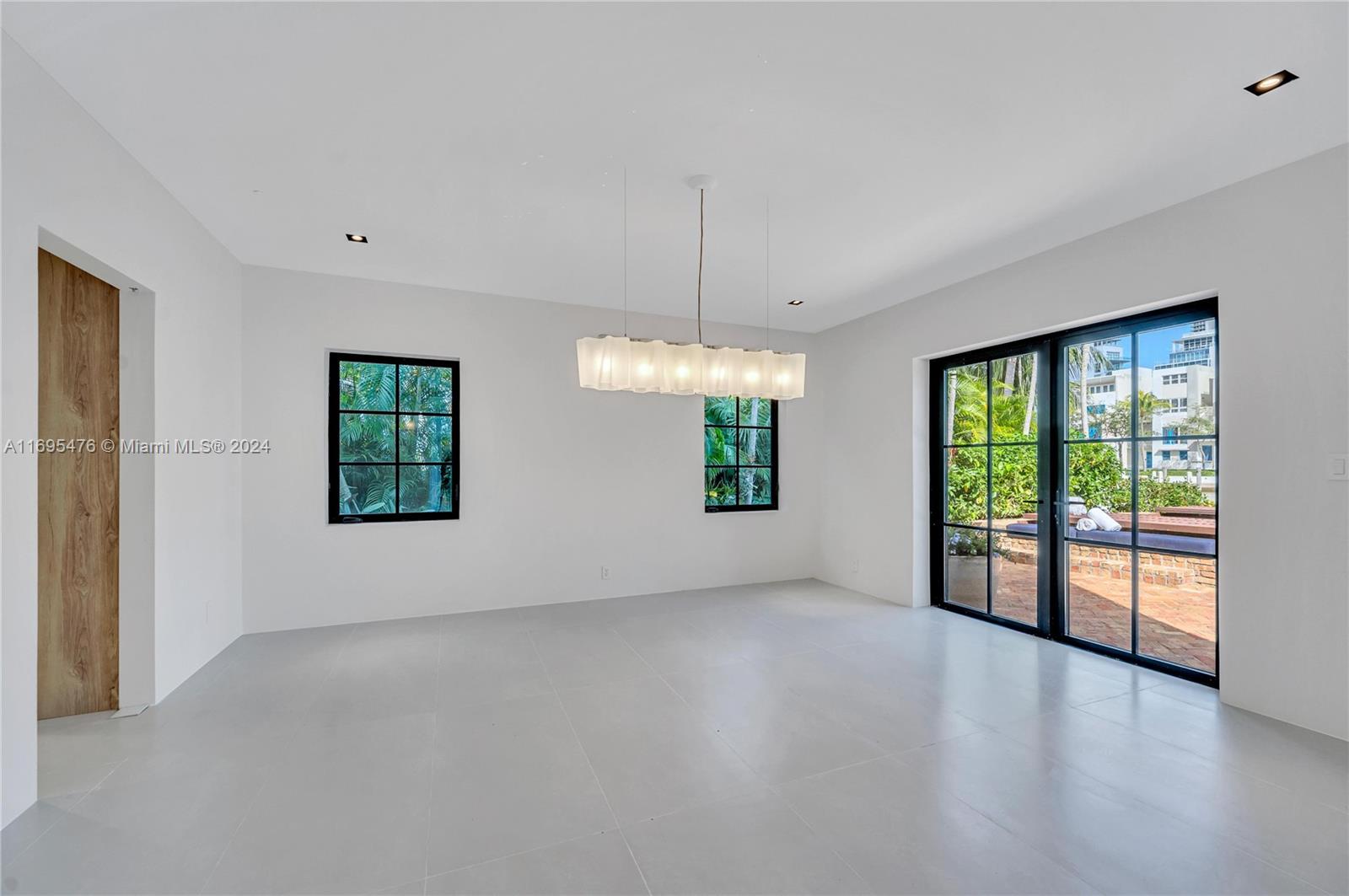 BEACH VIEW ADDN - Residential