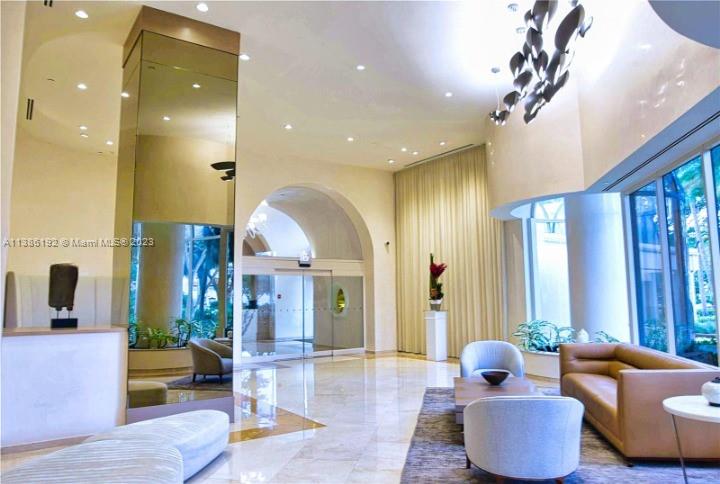 TURNBERRY TOWERS CONDO - Residential