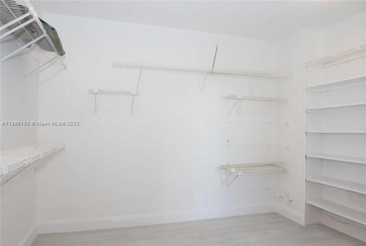 TURNBERRY TOWERS CONDO - Residential