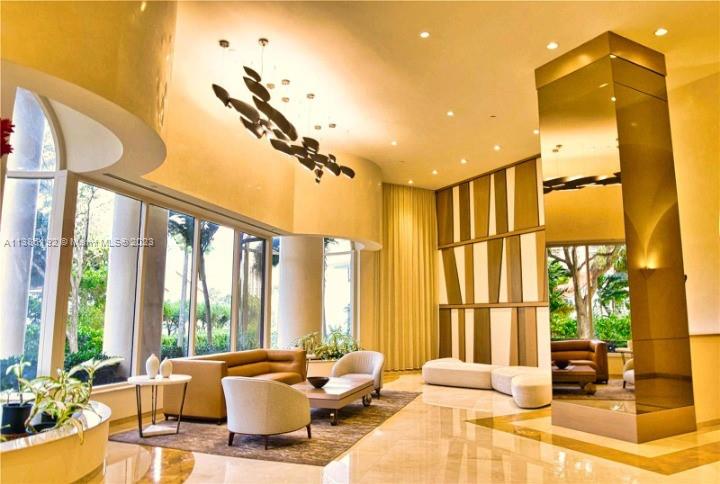 TURNBERRY TOWERS CONDO - Residential