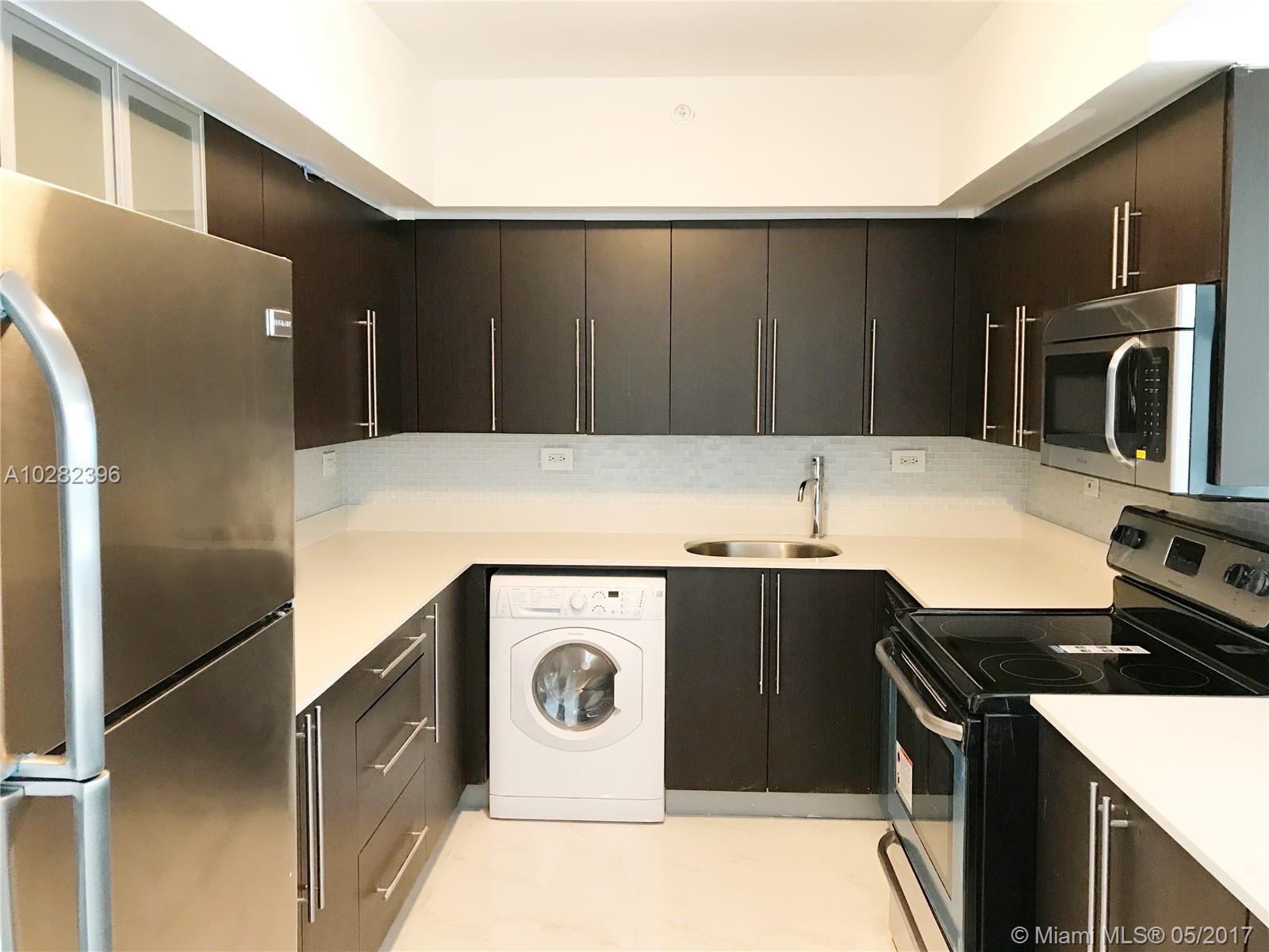 FLAMINGO SOUTH BEACH I CO - Residential Lease