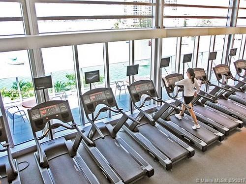 FLAMINGO SOUTH BEACH I CO - Residential Lease