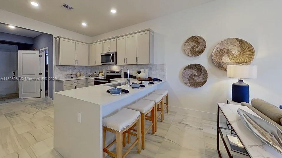 MERRICK SQUARE - Residential Lease