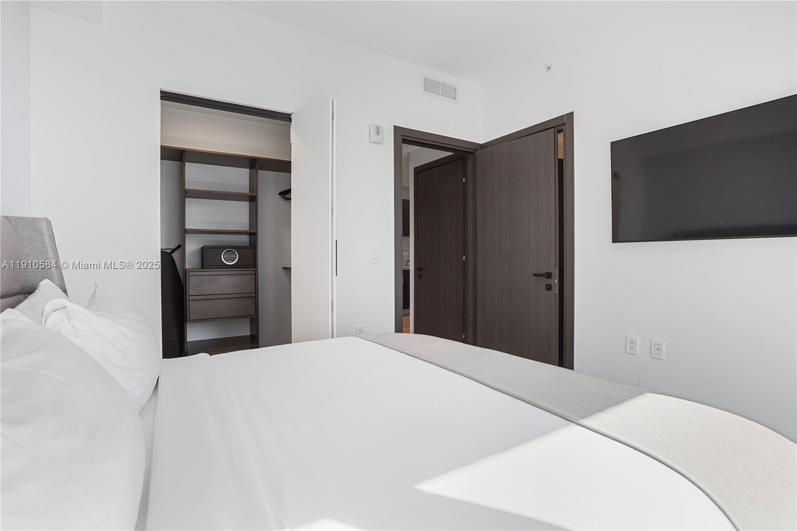 The Elser Residence - Residential