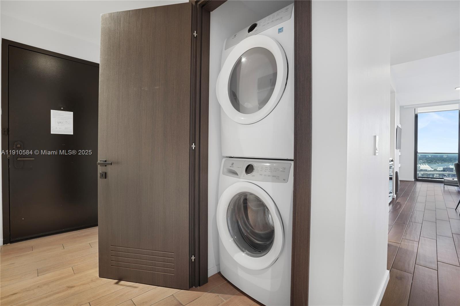 The Elser Residence - Residential