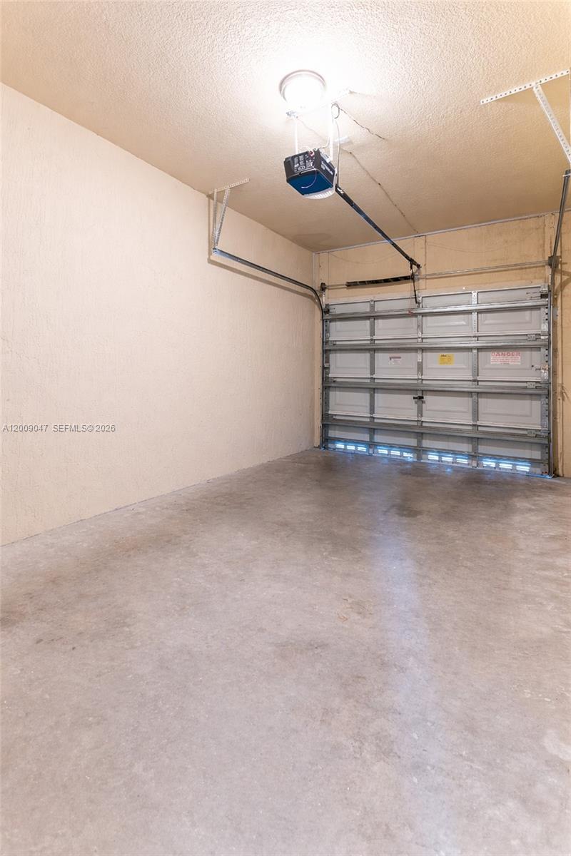 THIRD AVENUE CONDOMINIUM - Residential