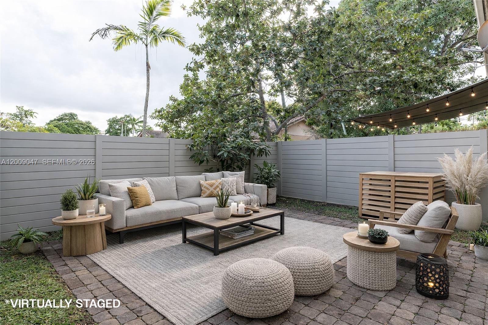 THIRD AVENUE CONDOMINIUM - Residential