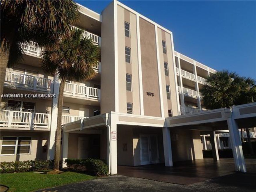 Spacious 1-bedroom, 1.5-bathroom condo in Coral Springs with carpet and tile floors, stainless steel appliances,
and a large living room. Located on the 3rd floor in a community with amenities including a pool, elevator, tennis
court, and laundry facilities.