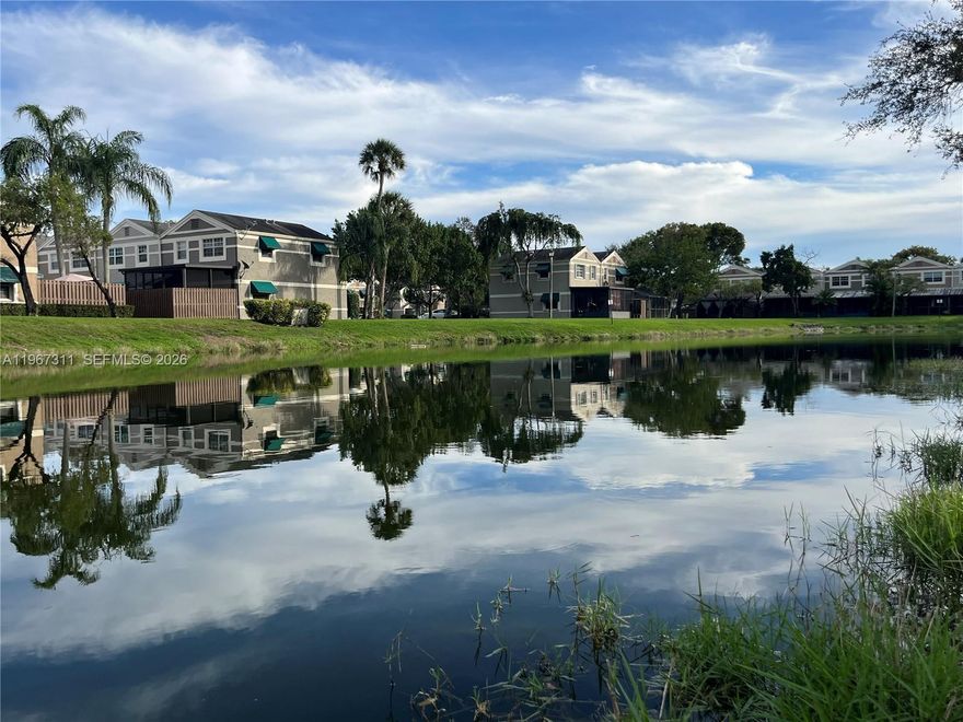 Lake view! 3bedrooms townhome nestled in the heart of Cooper City's desirable townhome community of Flamingo Gardens! Owner offering detail cleaning before new tenants move in. Corner unit, accent walls. It featuring a fantastic floor plan with TWO master suites upstairs.1 bedroom downstairs.All SS appliances. New awings and screens on all windows.New AC just installed last year, Upgrade master bathroom. Fenced back yard, Pet friendly, excellent parks nearby. Community pool. Lots of closets + storage room. Shopping, fine dining & Sawgrass Mills nearby! Move in fast.  Minimum 6months lease. Easy showing.