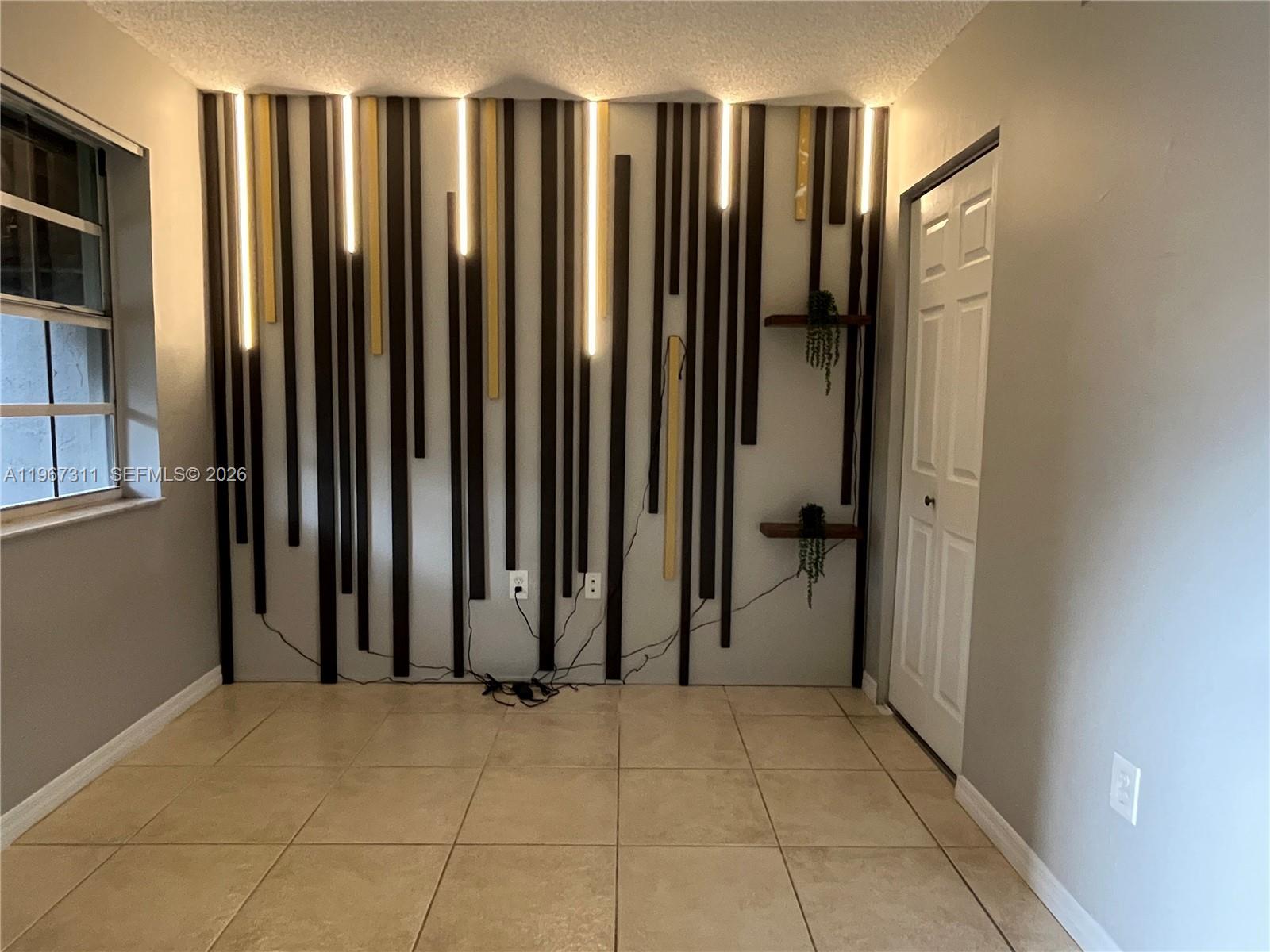 FLAMINGO GARDENS PHASE FO - Residential Lease