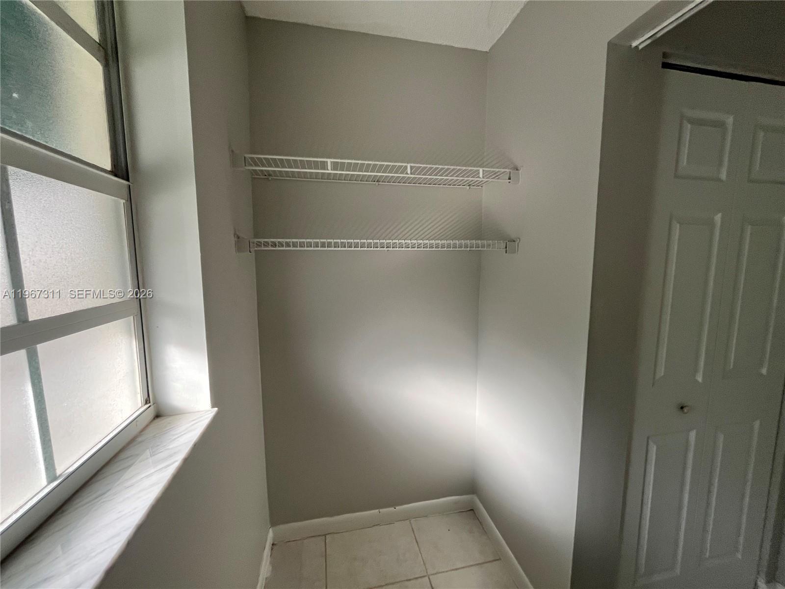 FLAMINGO GARDENS PHASE FO - Residential Lease