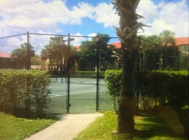 LAKES OF JACARANDA CONDO - Residential