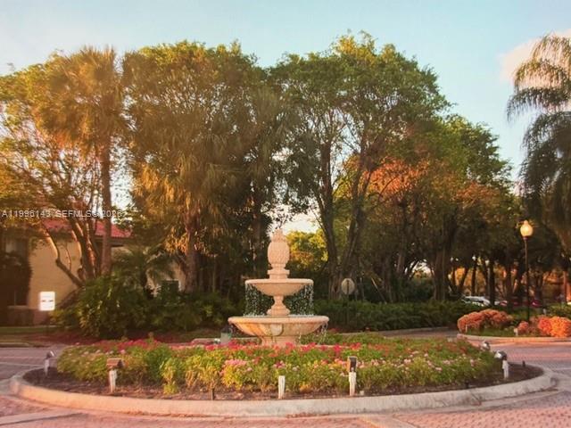 LAKES OF JACARANDA CONDO - Residential